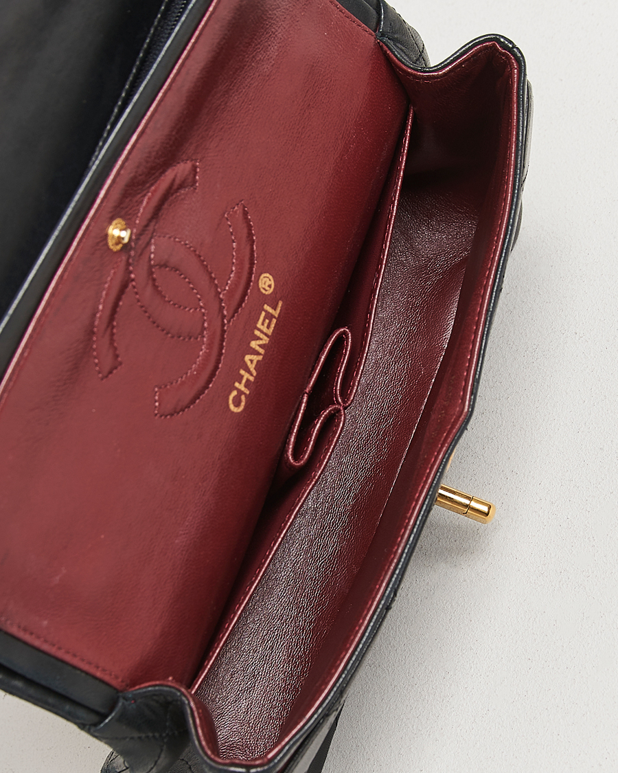 Herren | Gifts for Her | Chanel Pre-Owned | Classic Double Flap Small Lambskin Black