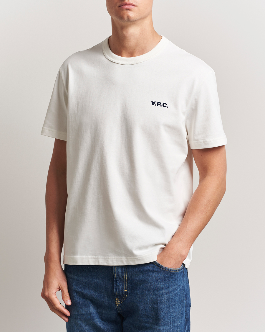 Herren | T-Shirts | A.P.C. | Boxy Fit Petit VPC T-Shirt White/Dark Navy