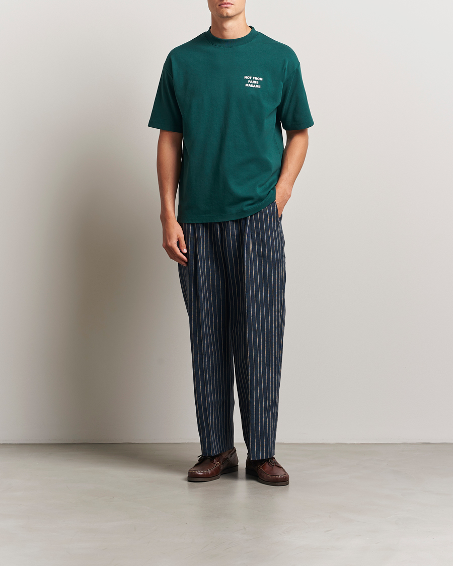 Herren | T-Shirts | Drôle de Monsieur | Slogan T-Shirt Dark Green