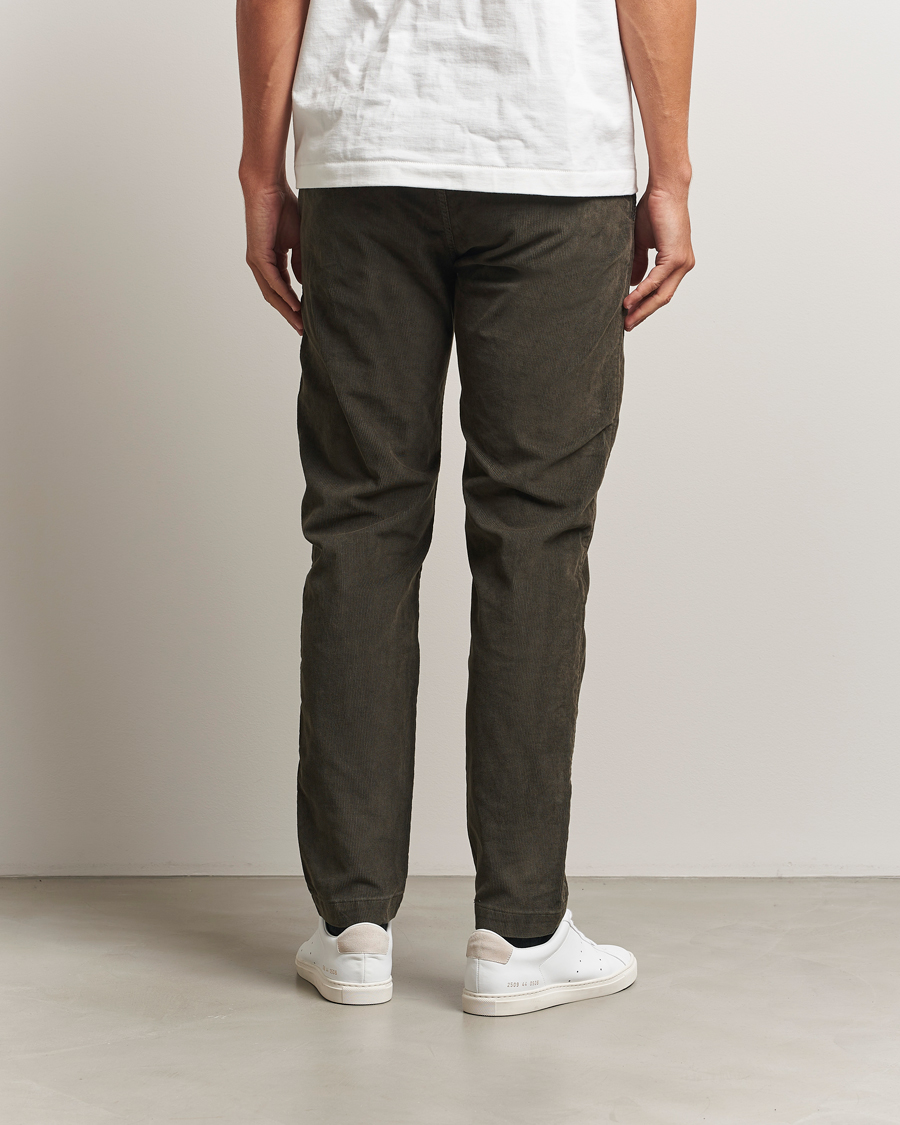 Herren | Hosen | Levi's | 14W Corduroy Chino Black Olive
