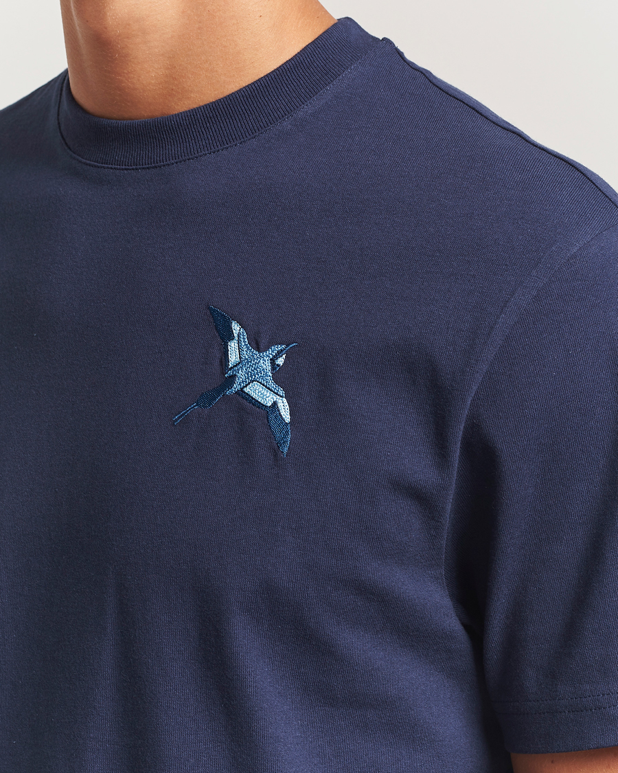 Herren | T-Shirts | Axel Arigato | Micro Bee Bird T-Shirt Navy