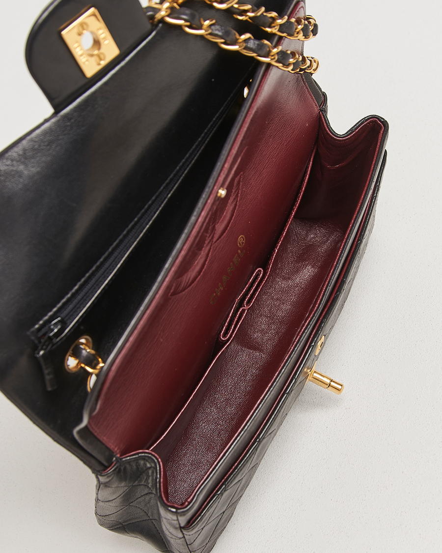 Herren | Gifts for Her | Chanel Pre-Owned | Classic Double Flap Medium Lambskin Black