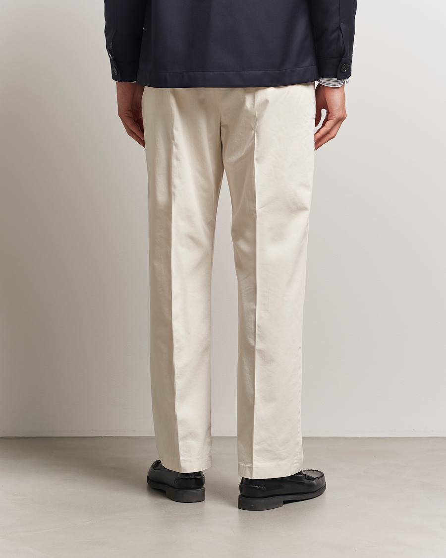 Herren | Hosen | NN07 | Paw Cotton/Lyocell Pleated Trousers Ivory