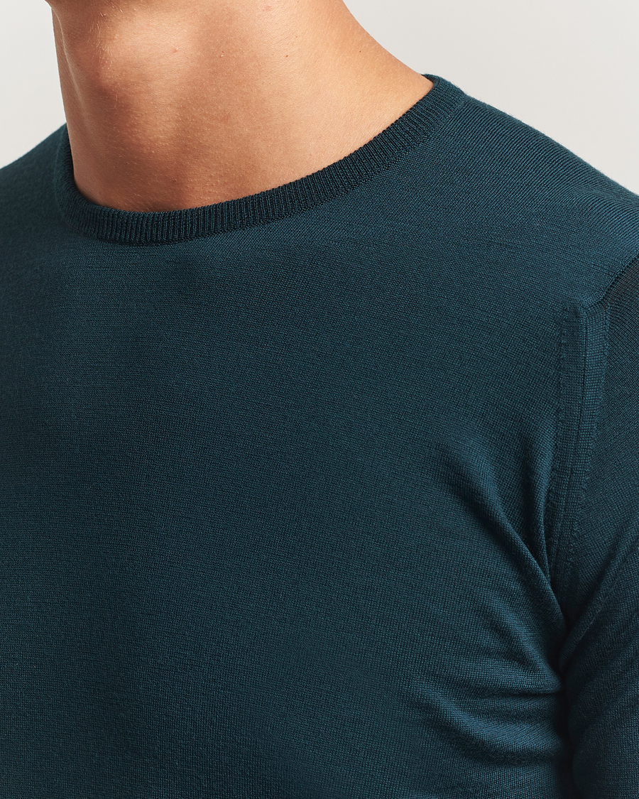 Herren | Pullover | John Smedley | Lundy Extra Fine Merino Crew Neck Richardson Green