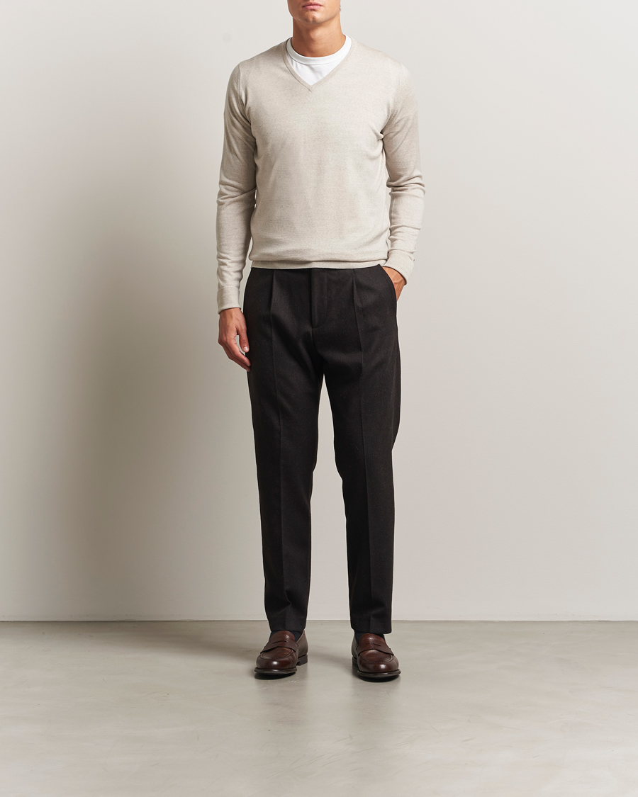 Herren | Pullover | John Smedley | Bobby Extra Fine Merino V-Neck Pullover Grey Fleece
