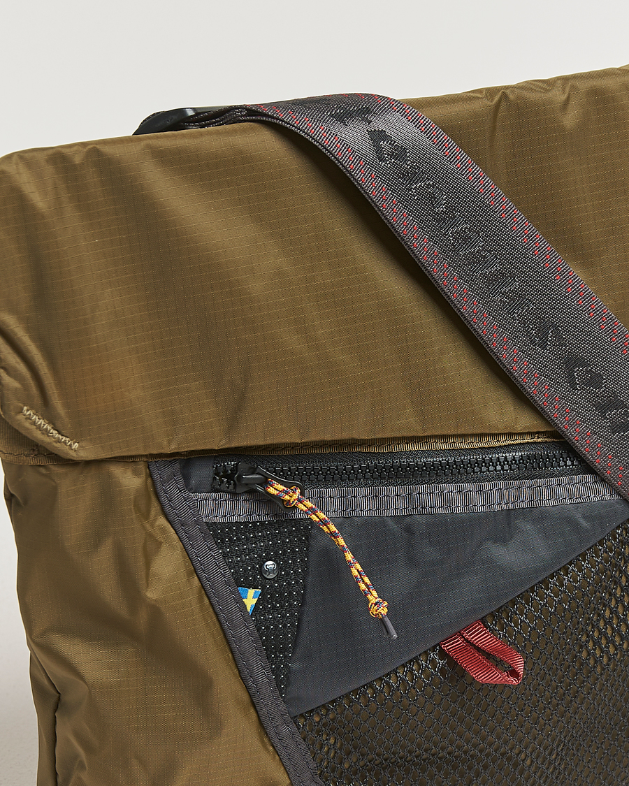 Herren | Taschen | Klättermusen | Grid Messenger Bag Olive