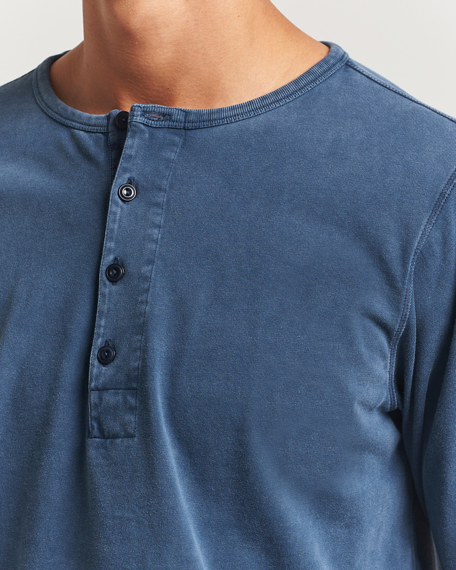 Herren | Pullover | Nudie Jeans | Long Sleeved Henley Washed Blue
