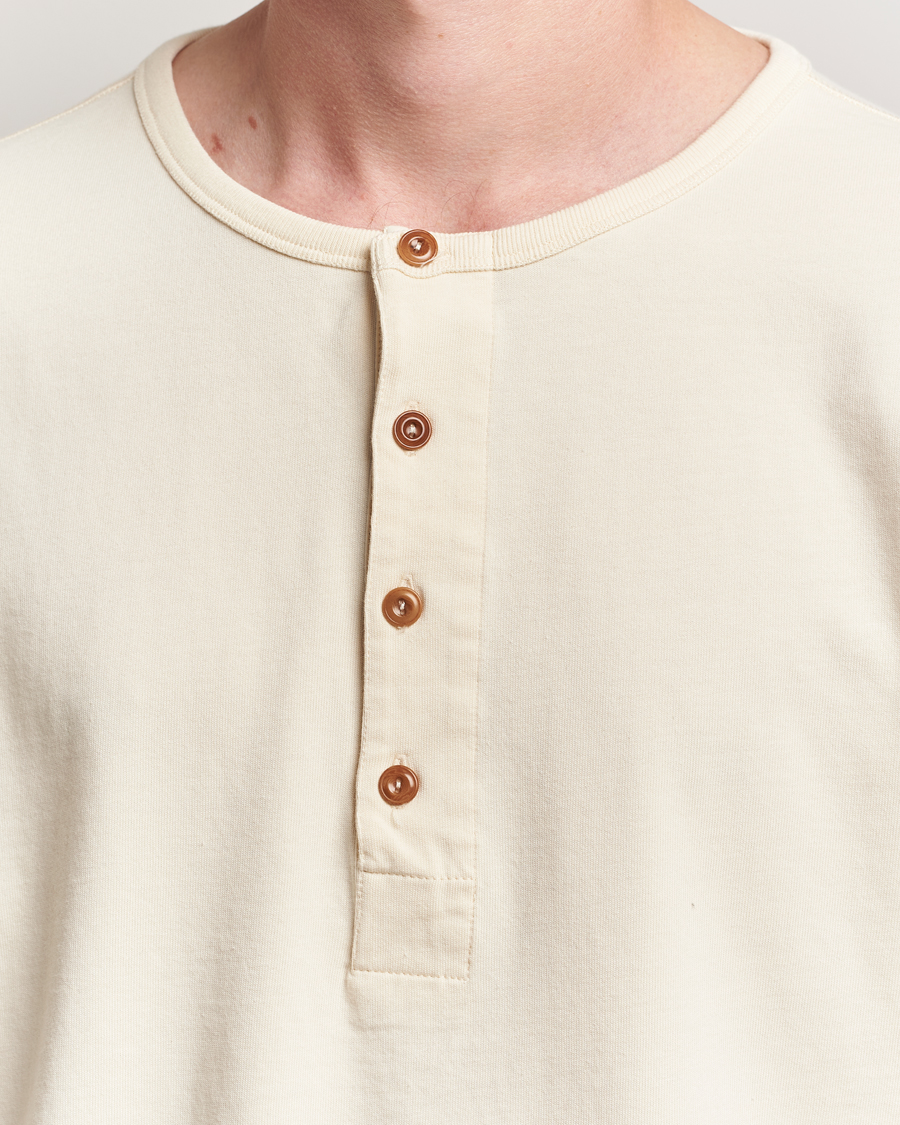 Herren | Pullover | Nudie Jeans | Long Sleeved Henley Ecru