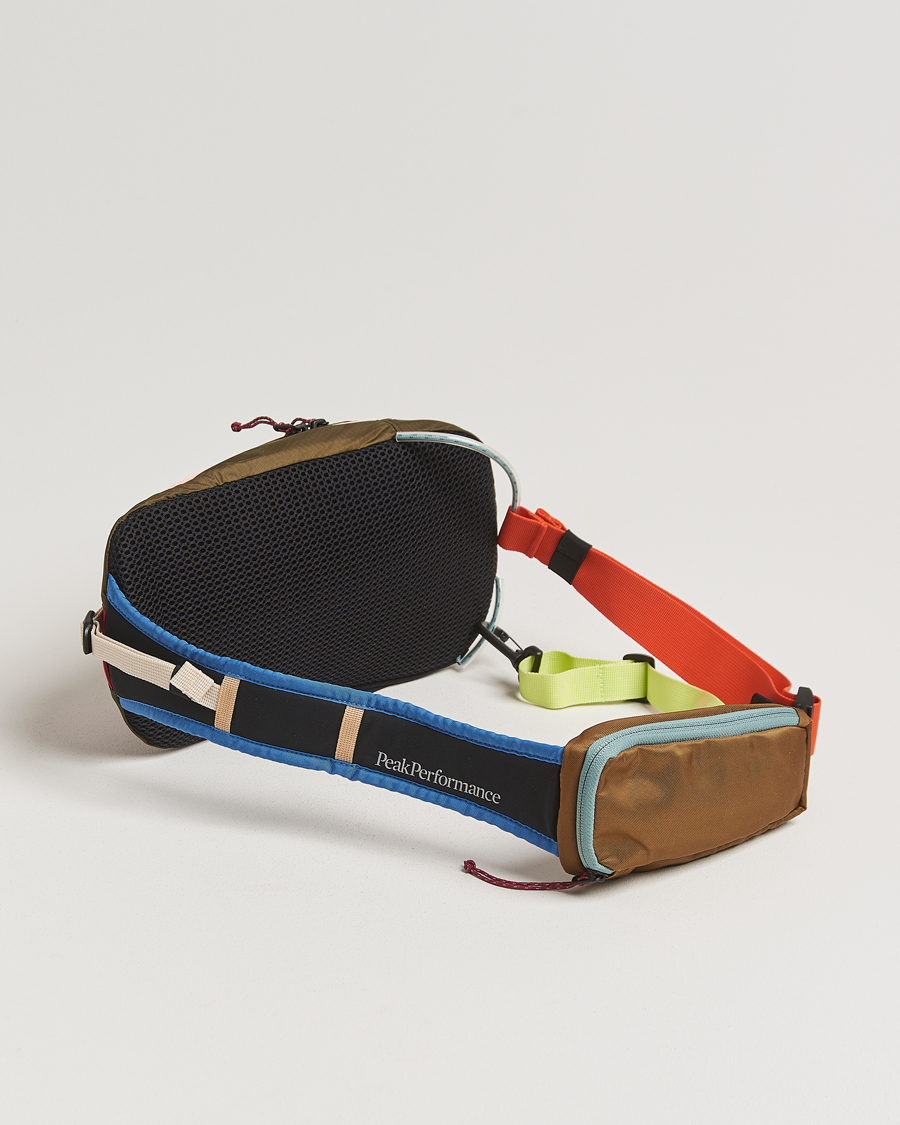 Herren | Taschen | Peak Performance | Outdoor Slingbag Meadow Moss