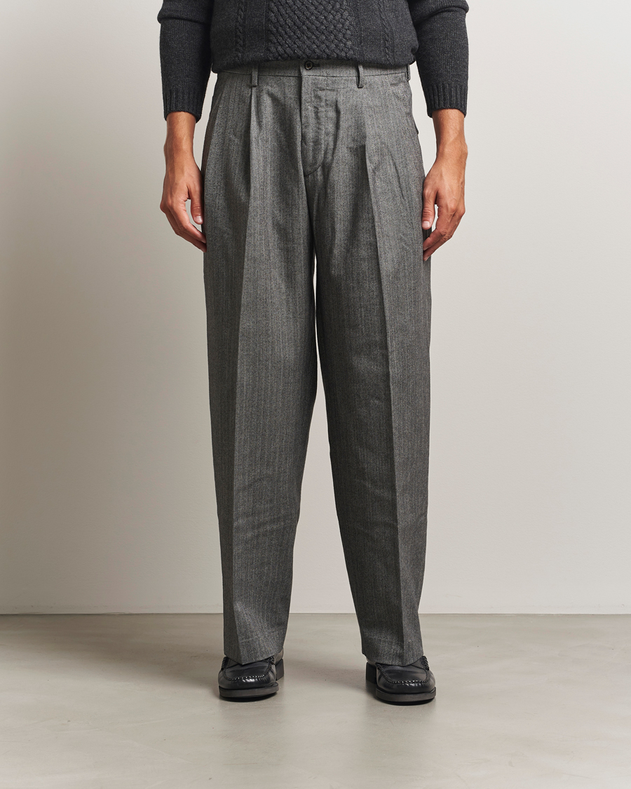 Herren | Hosen | NN07 | Justin Double Pleated Herringbone Trousers Grey