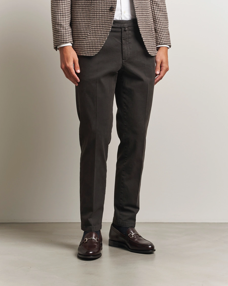 Herren | Hosen | Briglia 1949 | Easy Fit Pleated Cotton Stretch Chino Dark Brown