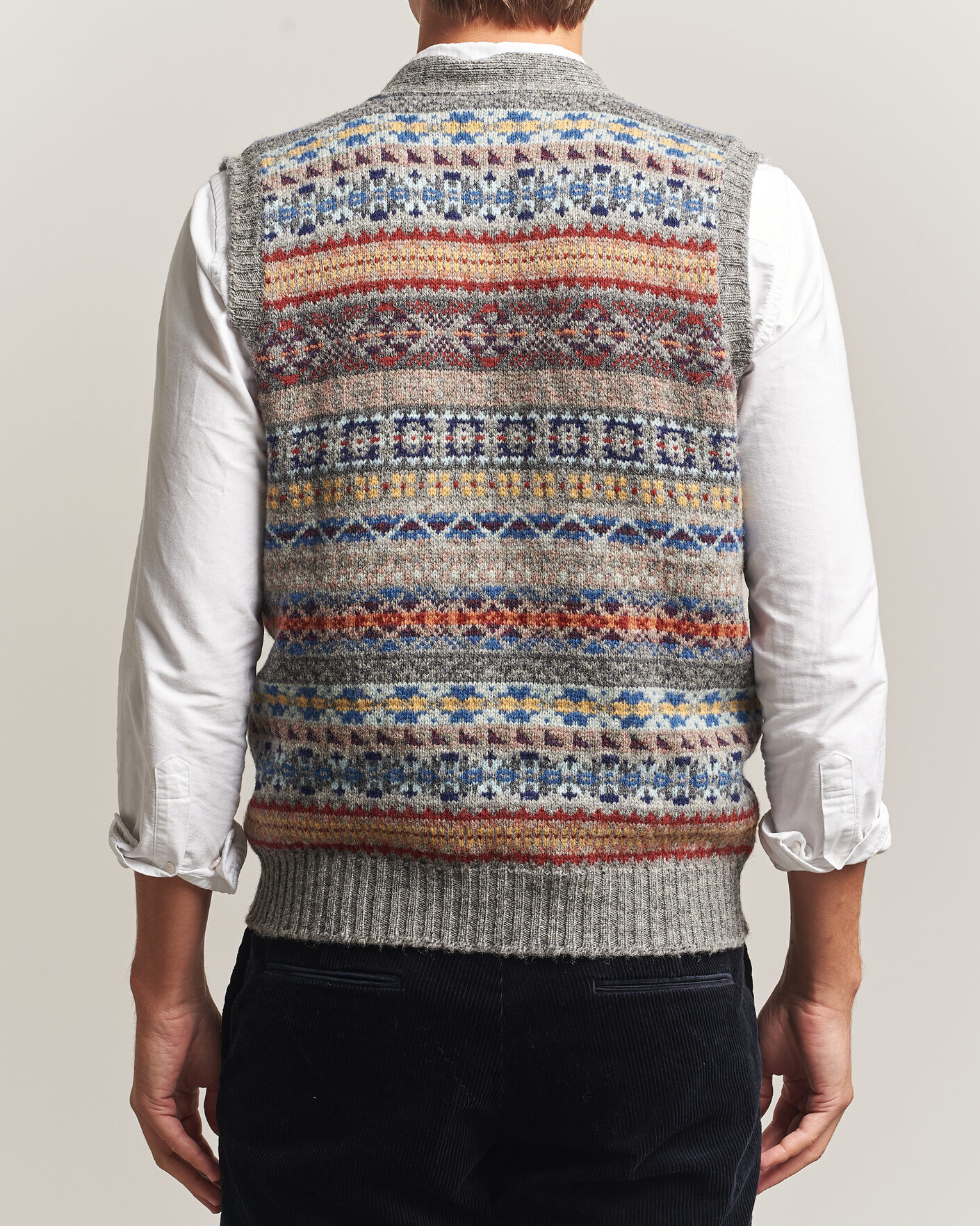 Herren | Pullover | Jamieson's of Shetland | Jamiesons Of Shetland All Over Fair Isle Waistcoat Grey