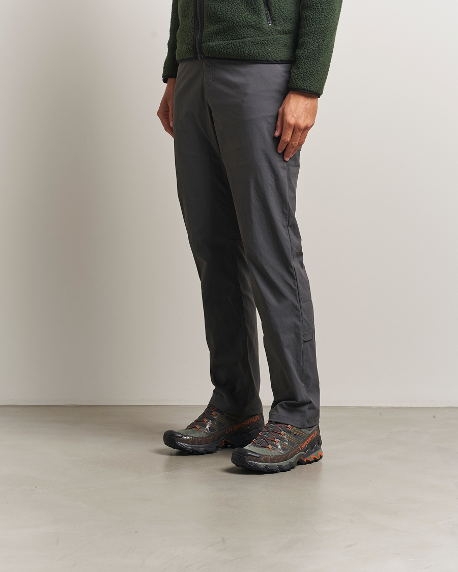 Herren | Trail Sneaker | La Sportiva | Ultra Raptor II Carbon/Hawaiian Sun