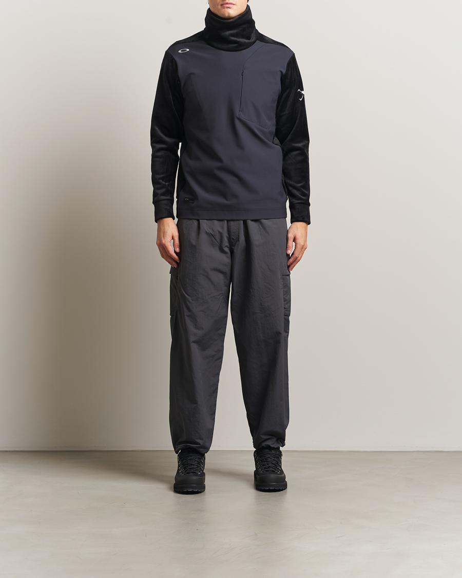 Herren | Pullover | Oakley | FGL Skull Comfortable Turtle Neck Blackout