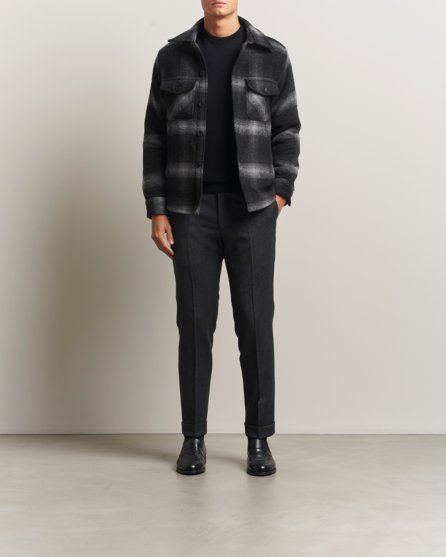 Herren | Hosen | Oscar Jacobson | Dandy Turn Up Flannel Trousers Charcoal