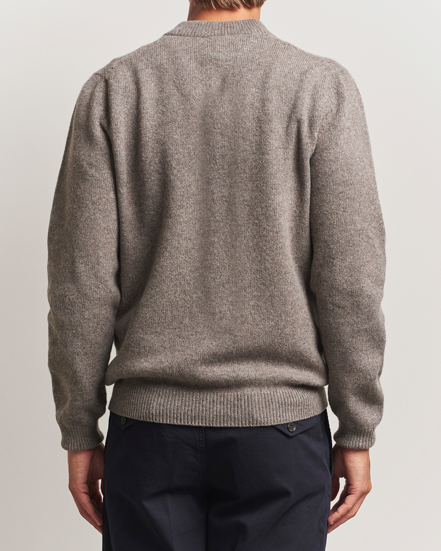 Herren | Pullover | Sunspel | Knitted Lambswool V-Neck Bark