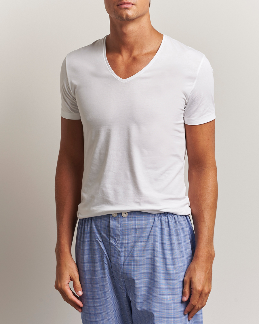 Herren | T-Shirts | Derek Rose | Pima Cotton V-Neck T-Shirt White