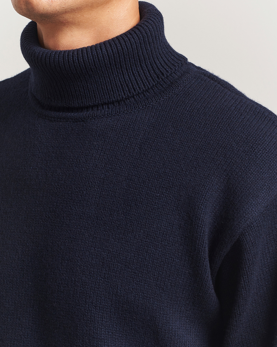 Herren | Pullover | Colorful Standard | Merino Wool Turtleneck Navy Blue