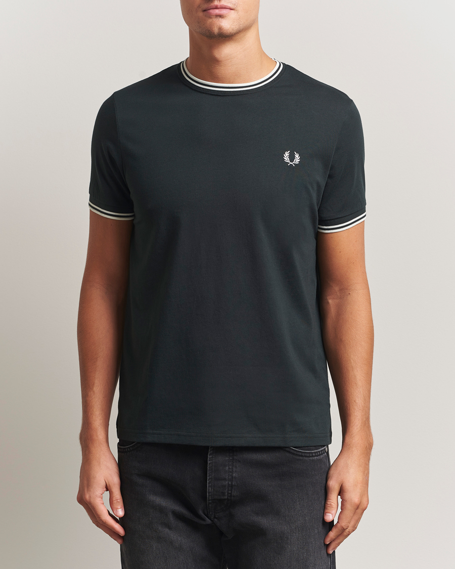 Herren | T-Shirts | Fred Perry | Twin Tipped T-Shirt Night Green