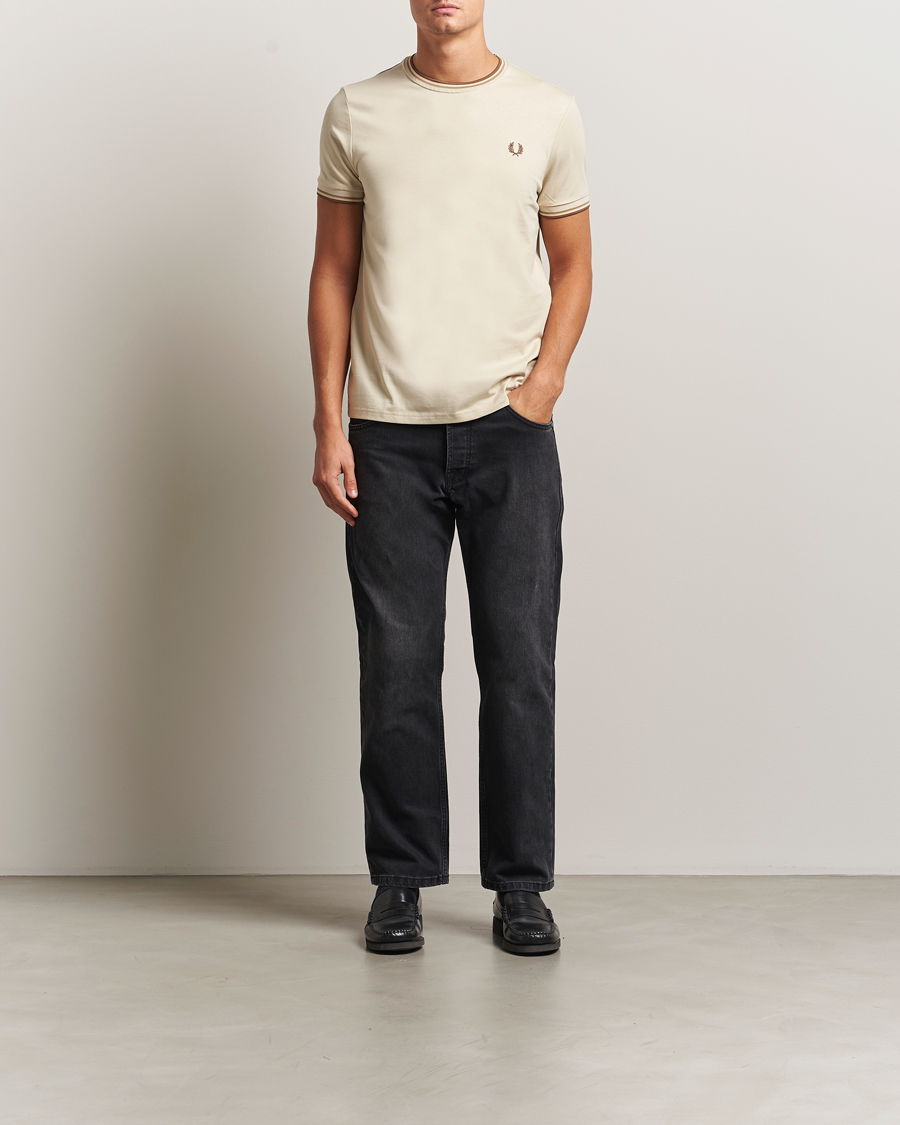 Herren | T-Shirts | Fred Perry | Twin Tipped T-Shirt Oatmeal
