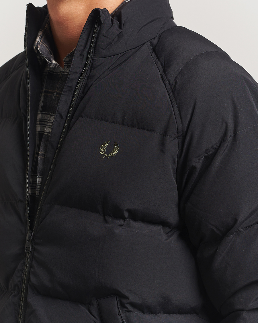 Herren | Jacken | Fred Perry | Raglan Padded Down Jacket Black