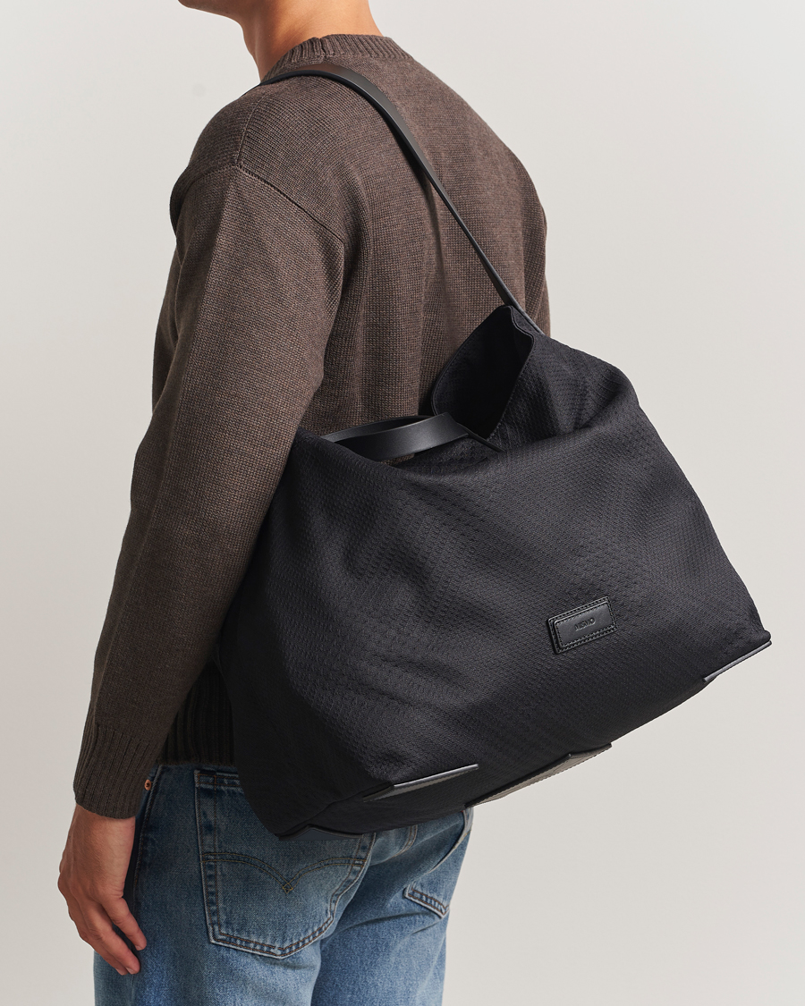 Herren | Taschen | Mismo | M/S Companion Tote Bag Haptic Black/Black