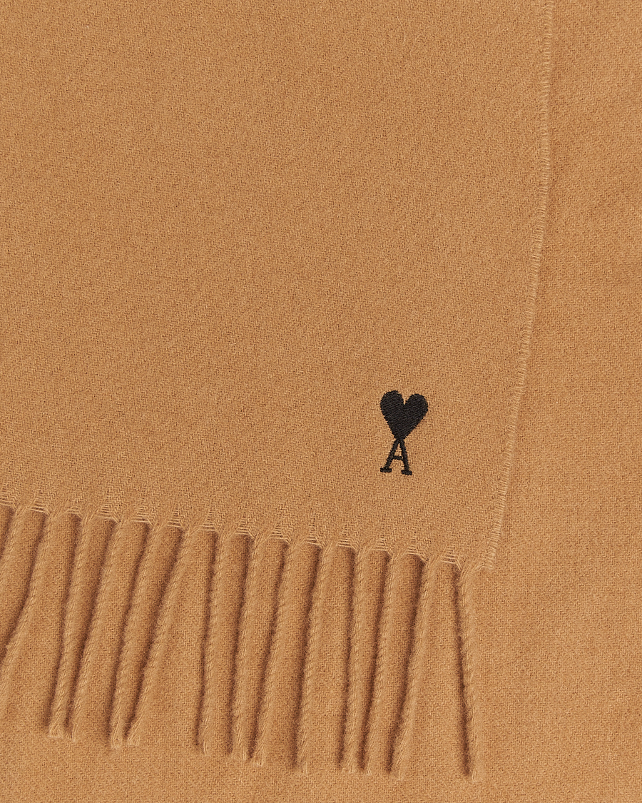 Herren | AMI Heart Logo Scarf Camel | AMI | Heart Logo Scarf Camel