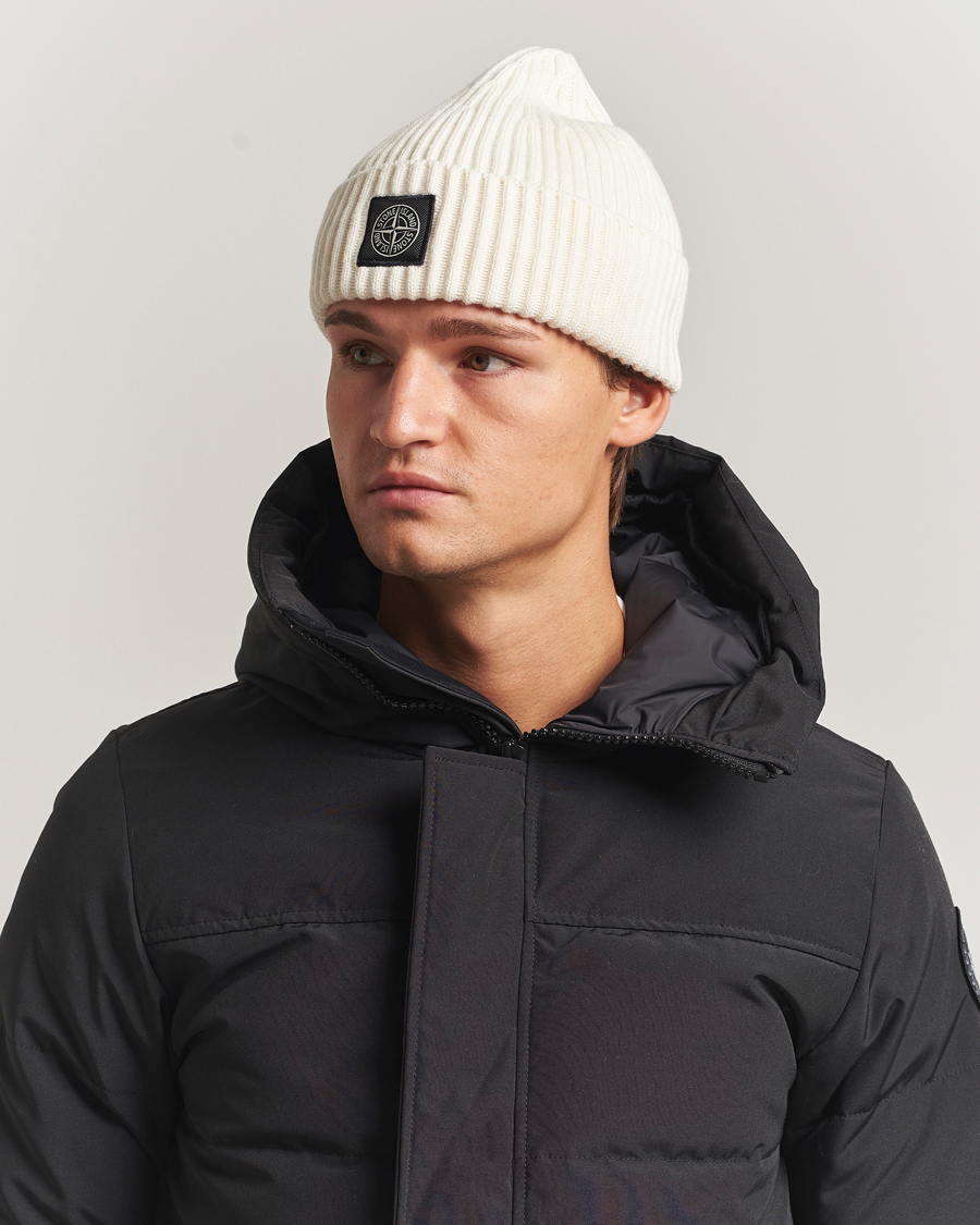 Herren | Stone Island Full Rib Wool Beanie Ivory | Stone Island | Full Rib Wool Beanie Ivory