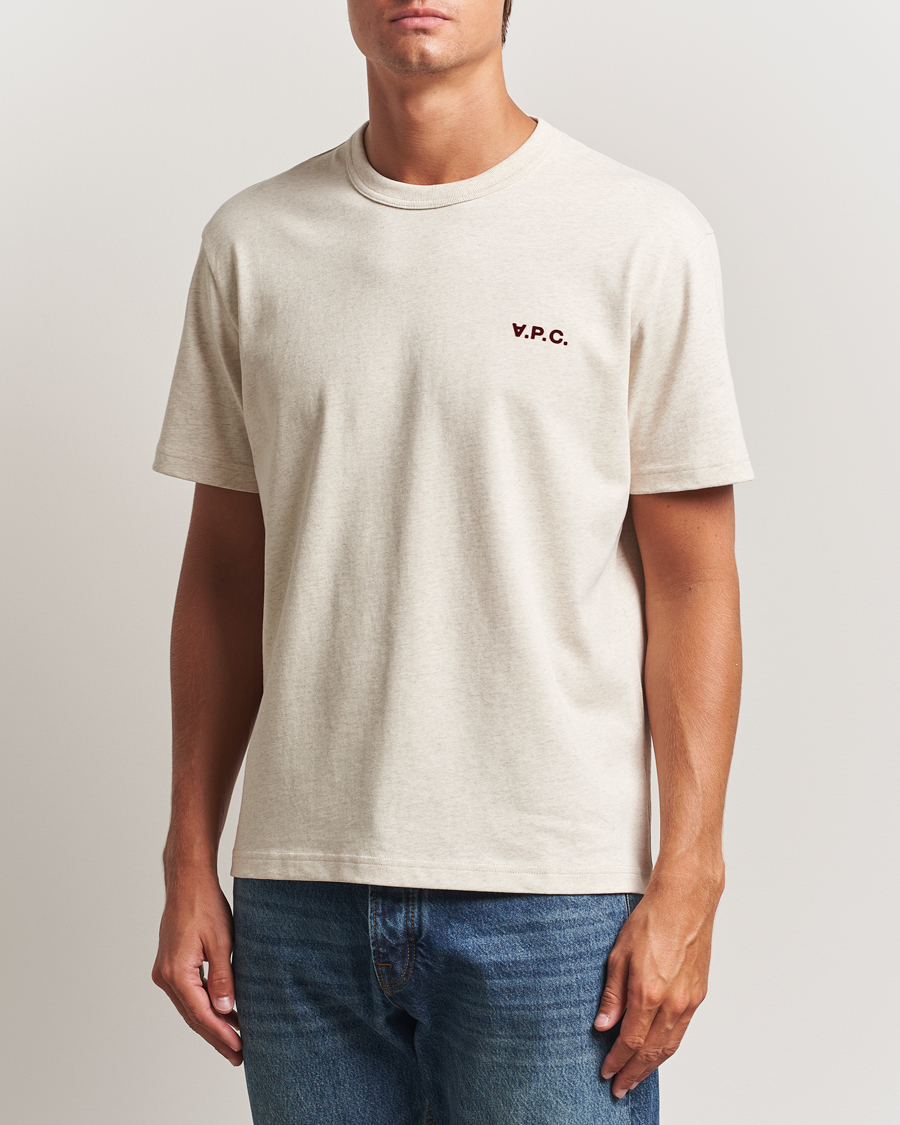 Herren | T-Shirts | A.P.C. | Boxy Fit Petit VPC T-Shirt Ecru Chine