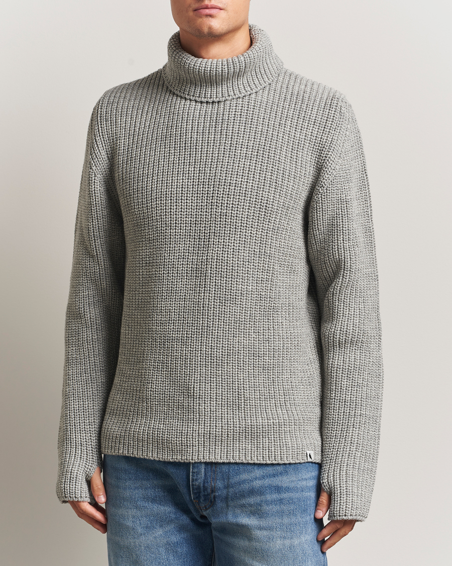 Herren | Pullover | Peregrine | Wilkinson Knitted Merino Rollneck Light Grey