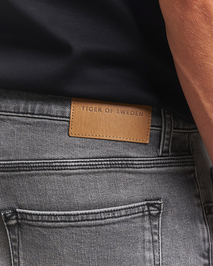 Herren | Jeans | Tiger of Sweden | Pistolero Jeans Washed Grey