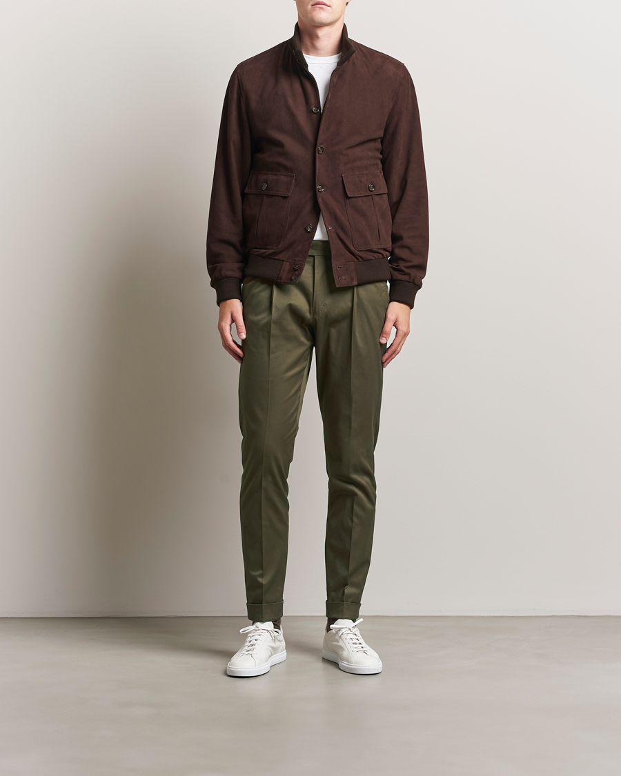 Herren | Hosen | Tiger of Sweden | Tenuta Pleated Cotton Trousers Deep Olive