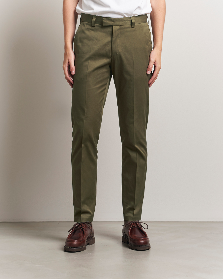 Herren | Hosen | Tiger of Sweden | Tenuta Cotton Chinos Deep Olive