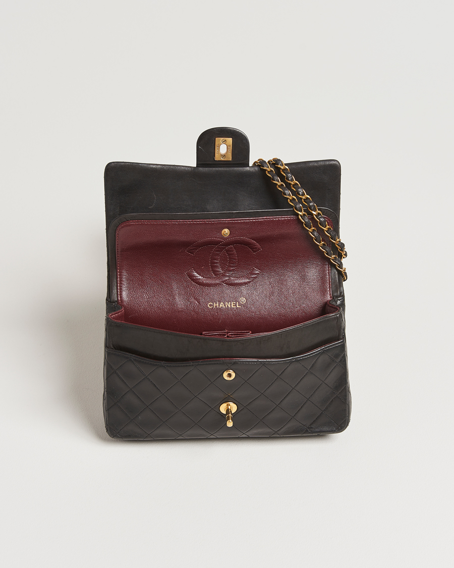 Herren | Gifts for Her | Chanel Pre-Owned | Classic Double Flap Medium Lambskin Black