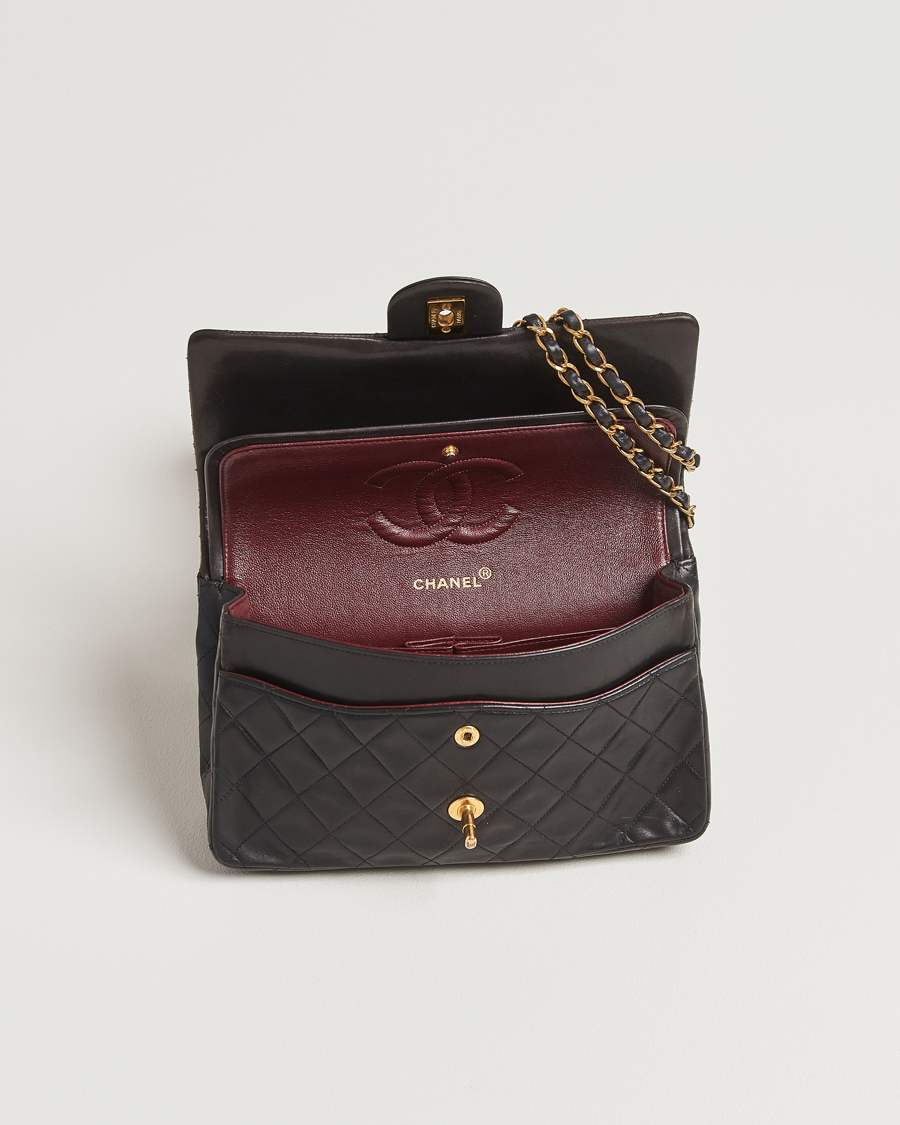 Herren | Gifts for Her | Chanel Pre-Owned | Classic Double Flap Medium Lambskin Black