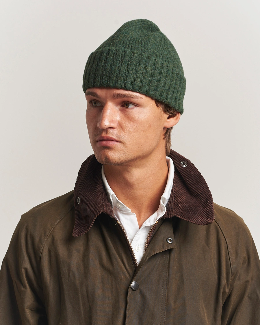 Herren | Mützen | Robert Mackie | Rona Ribbed Shaggy Lambswool Beanie Green