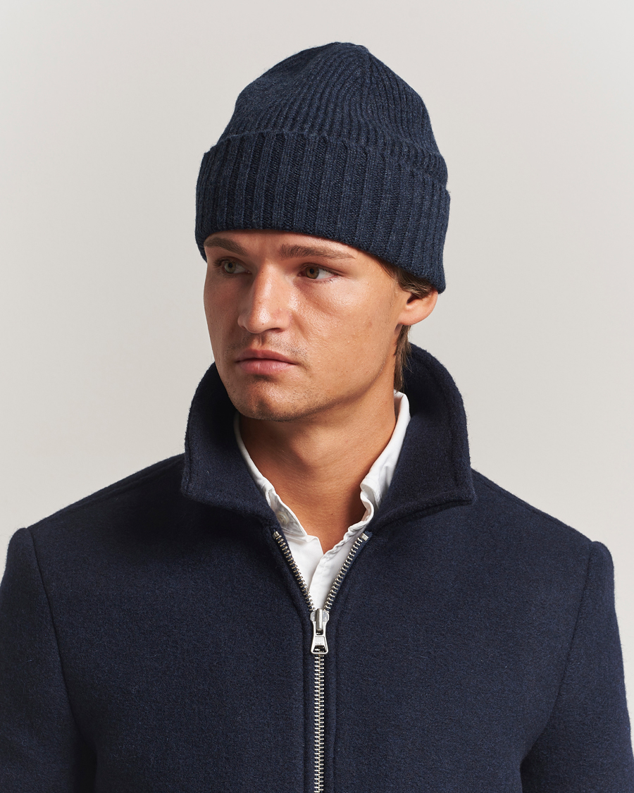 Herren | Mützen | Robert Mackie | Kingswell Ribbed Wool/Cashmere Beanie Navy