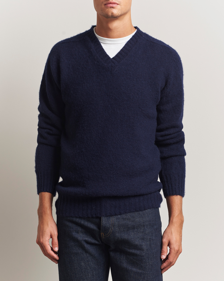 Herren | Pullover | Harley Of Scotland | Brushed Supersoft Lambswool V-Neck Navy