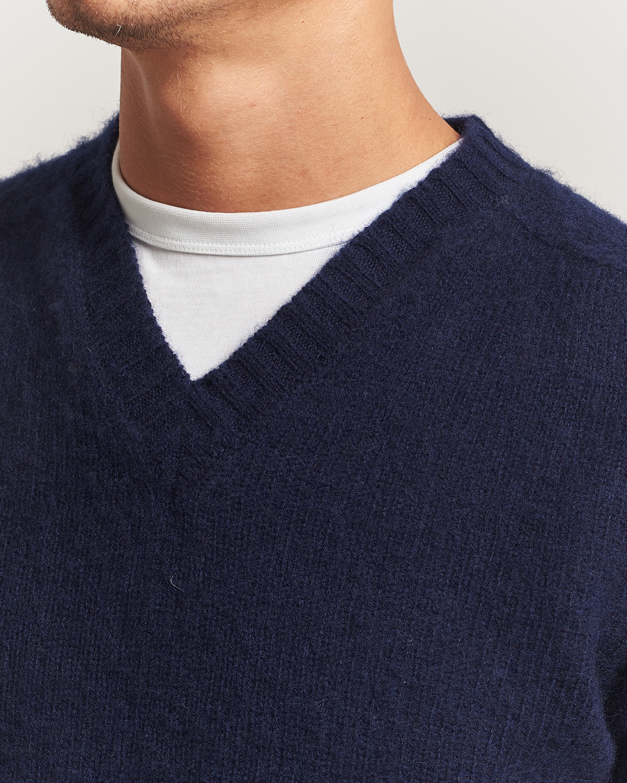 Herren | Pullover | Harley Of Scotland | Brushed Supersoft Lambswool V-Neck Navy