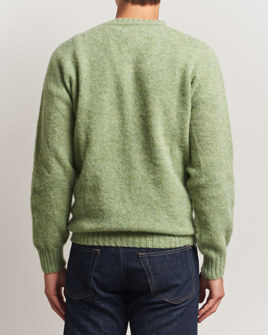 Herren | Pullover | Harley Of Scotland | Brushed Supersoft Lambswool V-Neck Light Green