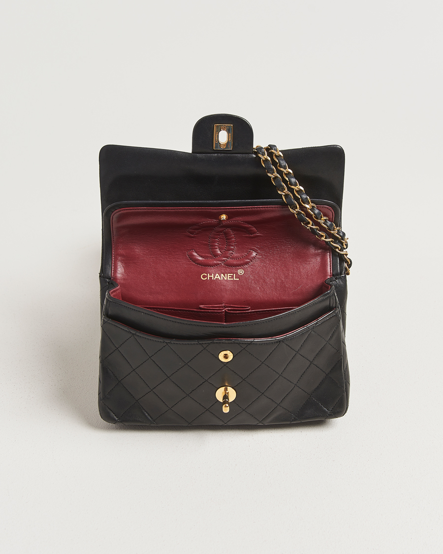 Herren | Pre-Owned & Vintage Bags | Chanel Pre-Owned | Classic Double Flap Small Lambskin Black