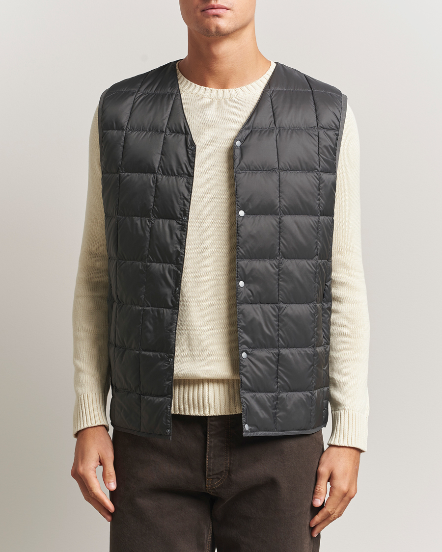 Herren | Jacken | TAION | V-Neck Lightweight Down Vest Dark Grey