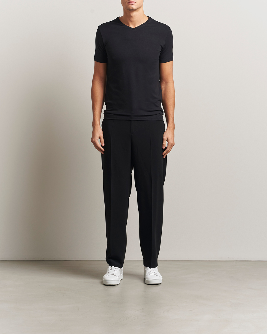 Herren | T-Shirts | Falke | 2-Pack Cotton V-Neck T-Shirt Black