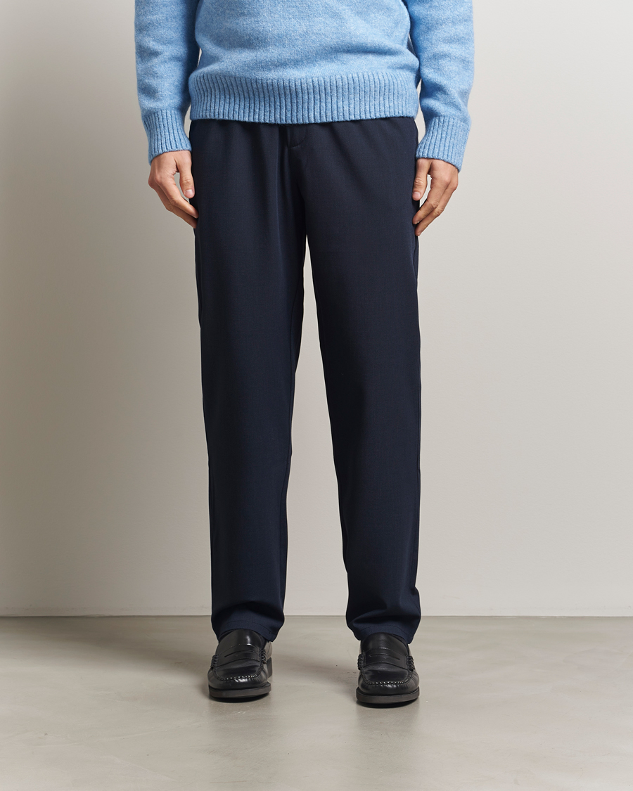 Herren | Hosen | LES DEUX | Como Tapered Textured Pants Dark Navy Blue