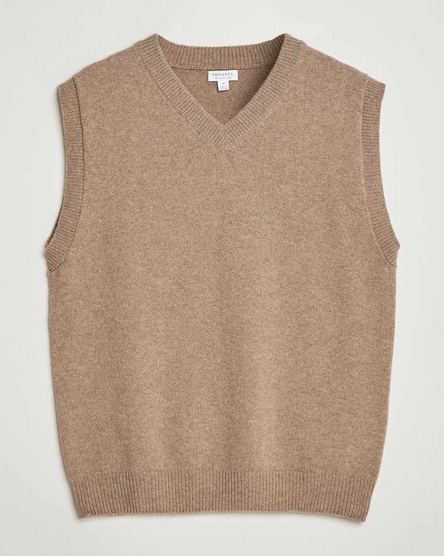 Herren | Pullover | Sunspel | Lambswool Knitted Vest Sandstone