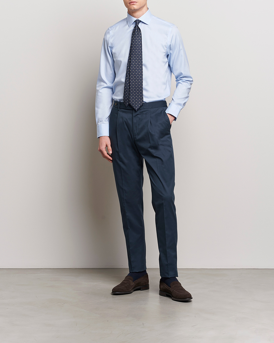 Herren | Hemden | Oscar Jacobson | Slim Fit Cut Away Non Iron Twill Light Blue