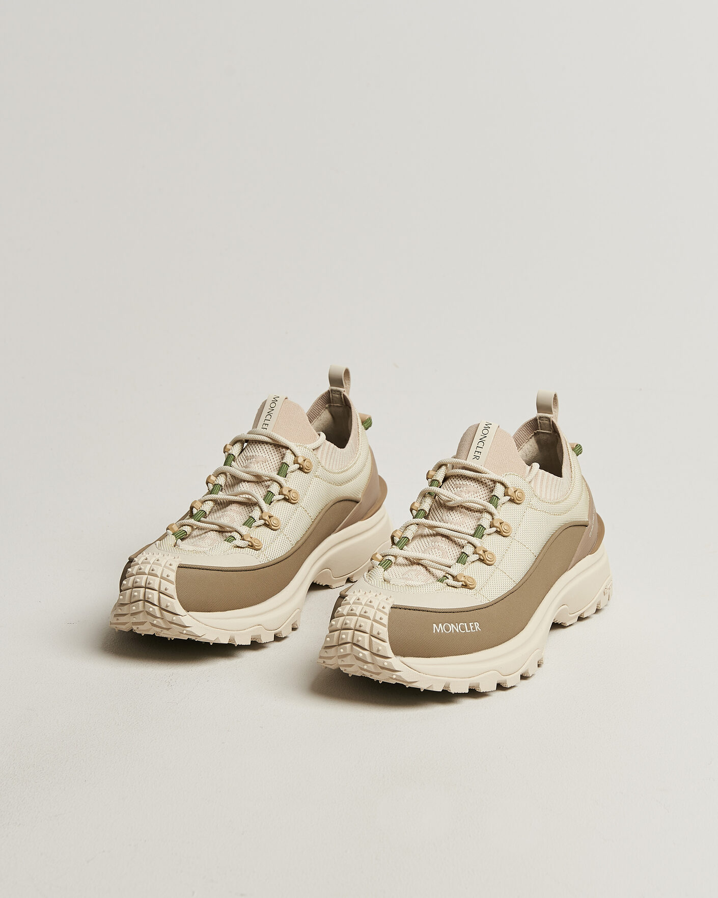 Herren | Trail Sneaker | Moncler | Trailgrip Lite Sneakers Off White
