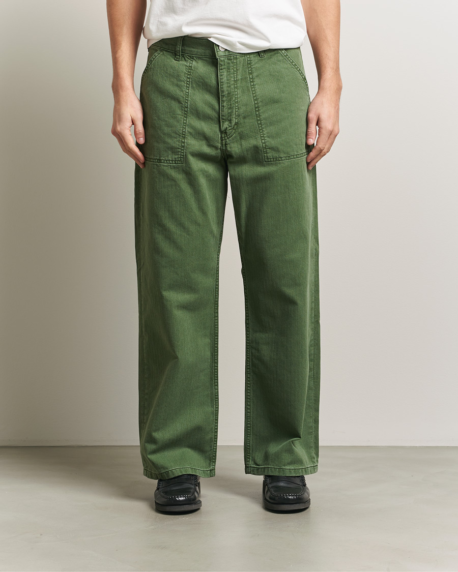 Herren | Hosen | Jeanerica | Genua Herringbone Worker Chino Chevron Green