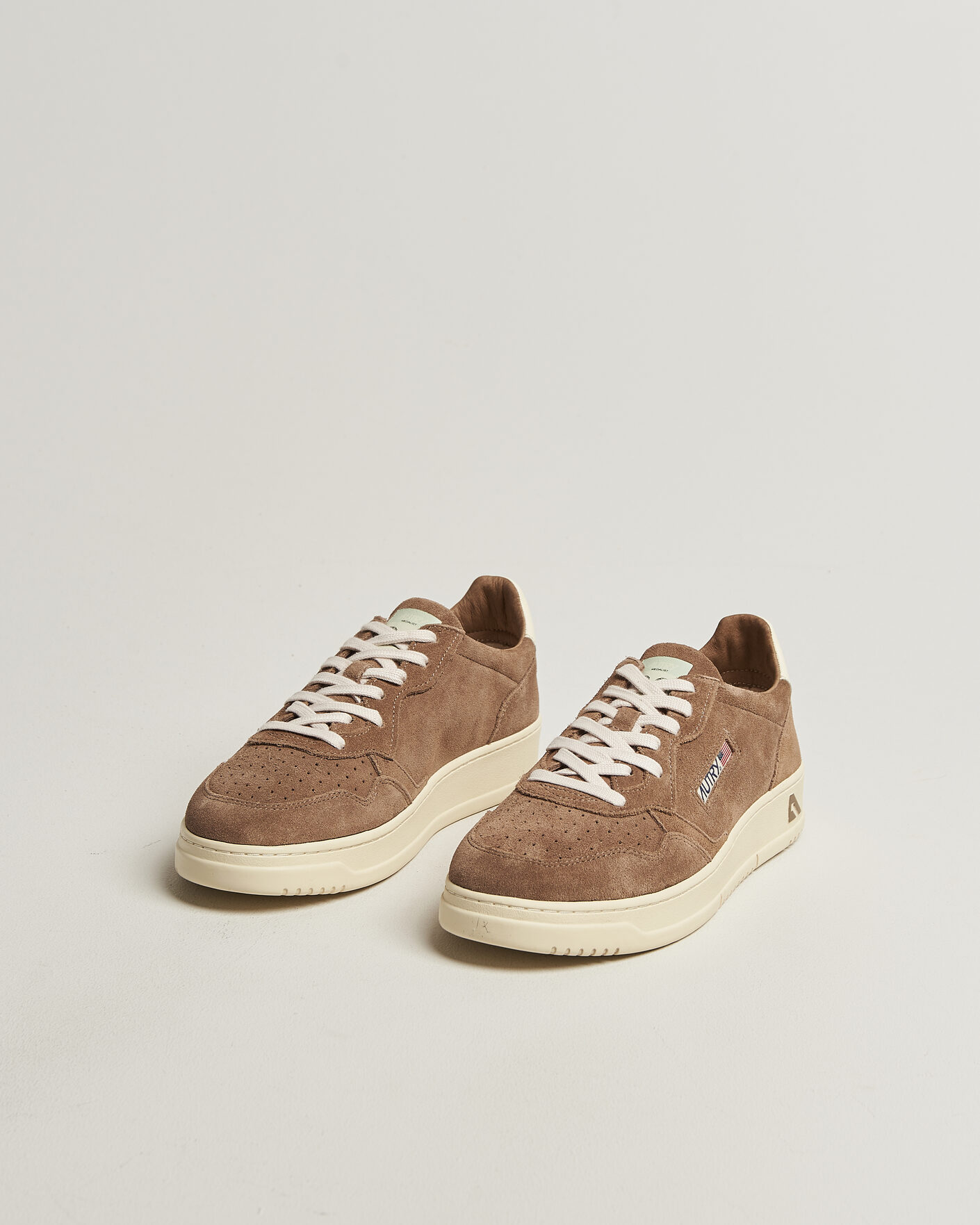 Herren | Sneaker | Autry | Medalist Low Sneaker Cigar/White