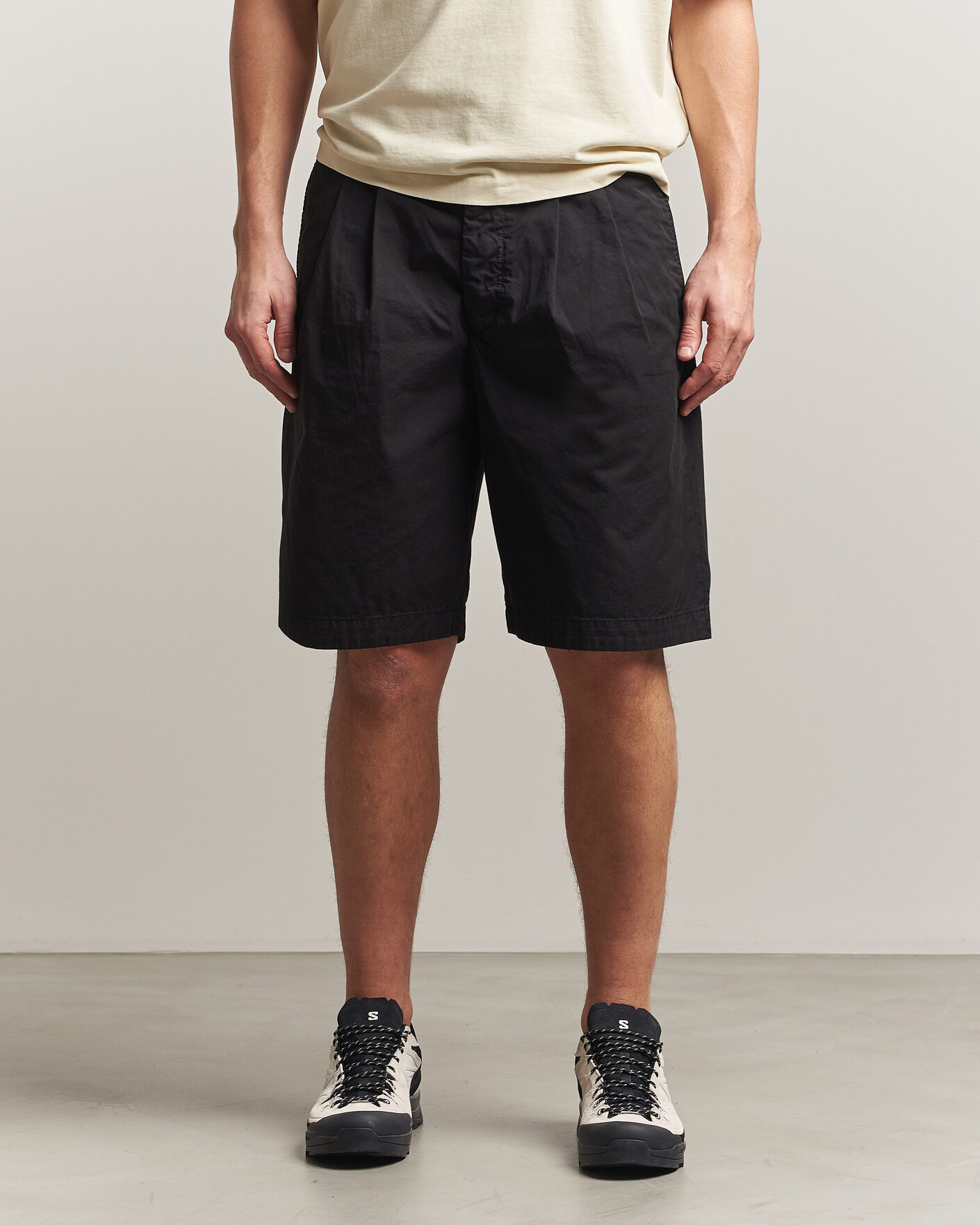 Herren | Shorts | C.P. Company | Cotton Gabardine Pleated Loose Shorts Black